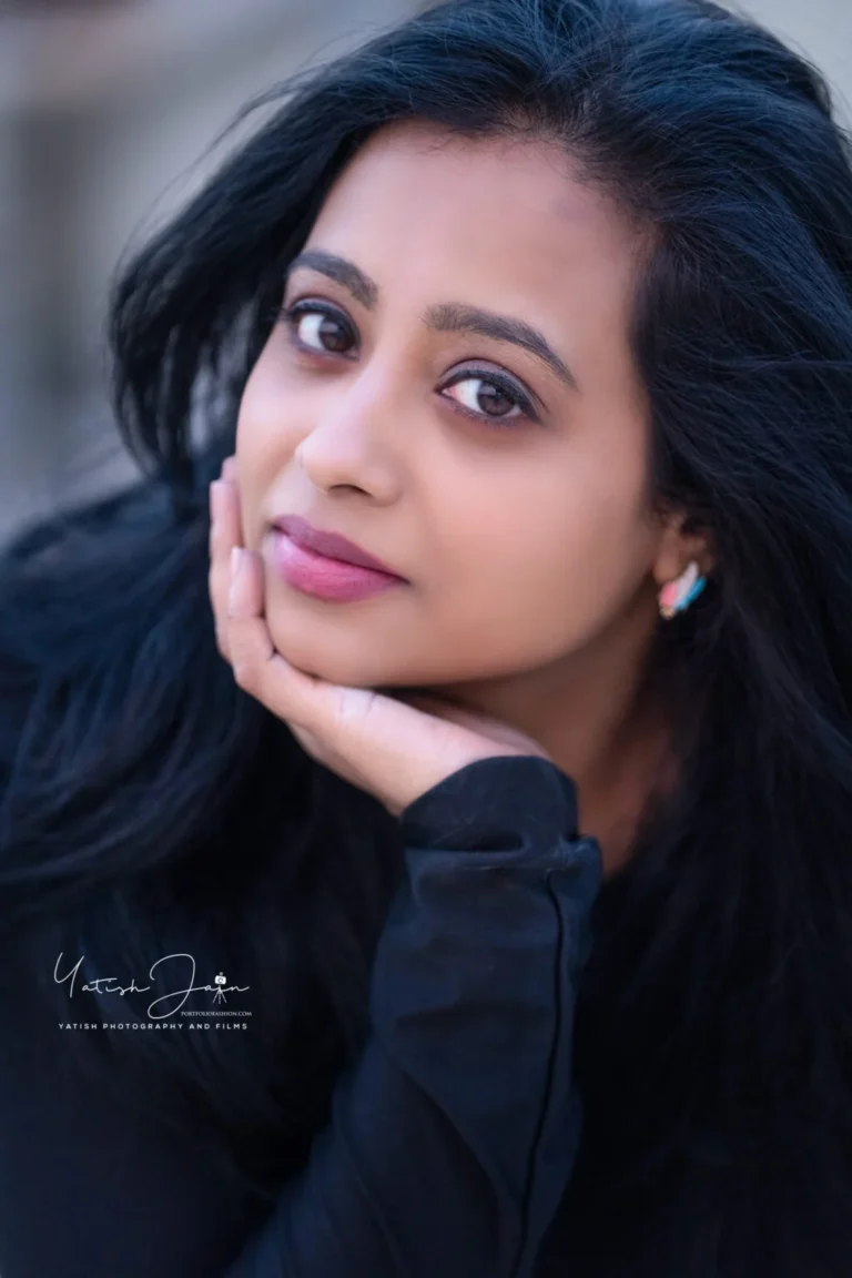 Divya-Plus-Size-Model-Bangalore-3-1024x1536